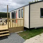 Chalet Les Pilotis Du Cognac