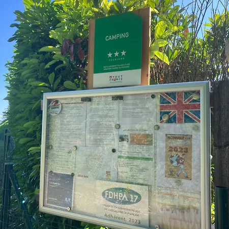 Les Pilotis Du Cognac Шале