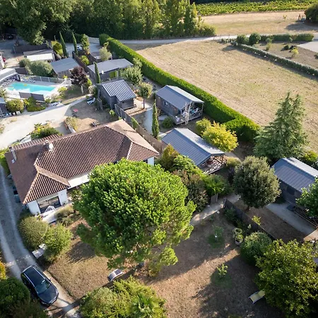 Les Pilotis Du Cognac Alpehytte