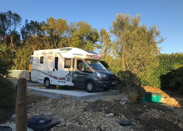 Les Pilotis Du Cognac Chalet