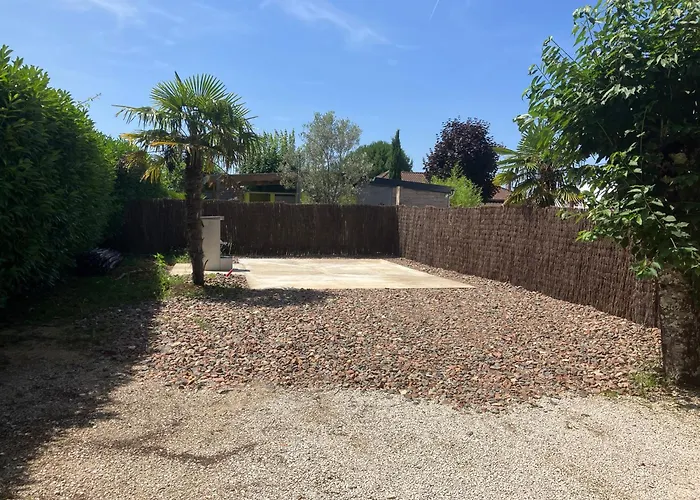 Les Pilotis Du Cognac Chalet