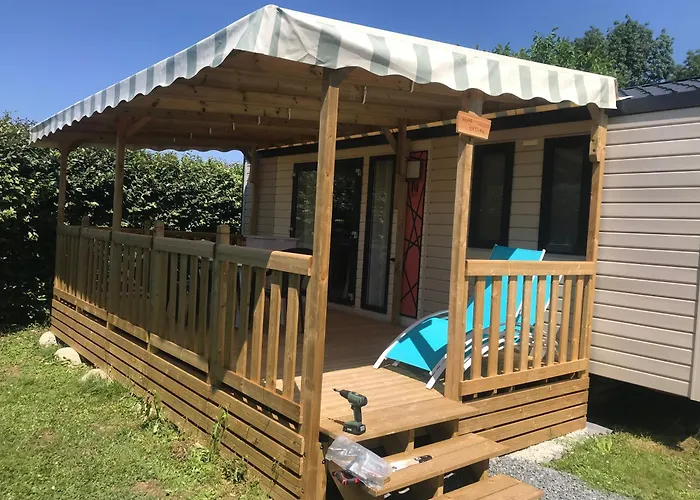 Les Pilotis Du Cognac Chalet